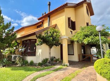 Casa · 223m² · 4 Quartos · 3 Vagas ·
Sobrado em condominio com 4 dormitorios, 1 suite 3 vagas de garagem