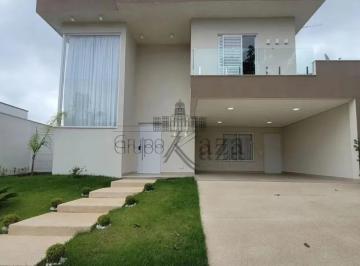 Casa · 312m² · 3 Quartos · 4 Vagas · Casa Condomínio - Condomínio Terras do Vale - 3 Dormitório - 252m².