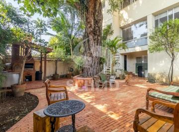 Casa · 318m² · 5 Quartos · 3 Vagas · Casa a venda de 318,00m² útil, com 5 quartos e 3 vagas em Pacaembu!