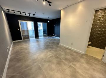 Comercial · 36m² · 1 Quarto · Loja/salão em Boqueirão  -  1 vaga de garagem! Financia!