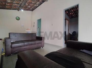 Casa · 114m² · 3 Quartos · 1 Vaga · "Encantadora Casa em Pajuçara: Conforto e Próximo ao Mar"