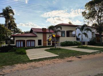 Casa · 309m² · 4 Quartos · 12 Vagas · Ninho Verde 2 Eco Residence - Casa de Campo Sofisticada à Venda no Ninho Verde 2 – Conforto, Naturez