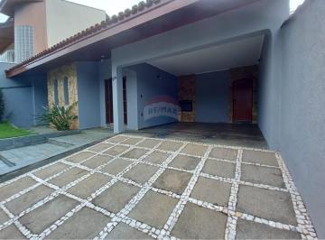 Casa · 335m² · 4 Quartos · Casa para alugar em Werner Plaas de 334.56m² com 4 Quartos e 1 Suite