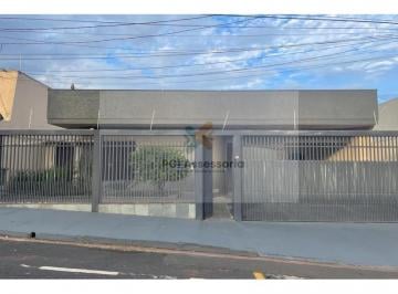 Casa · 375m² · 5 Quartos · 2 Vagas · Casa para venda em Santos Dumont de 375.00m² com 5 Quartos, 4 Suites e 2 Garagens