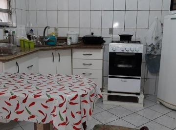 Casa · 190m² · 4 Quartos · 2 Vagas · Sobrado para venda em Centro de 190.00m² com 4 Quartos, 1 Suite e 2 Garagens