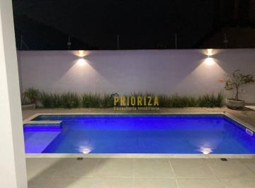 Casa · 259m² · 3 Quartos · 4 Vagas · Casa de Condomínio para venda em Condomínio Horizontes De Sorocaba de 259.00m² com 3 Quartos, 1 Suit