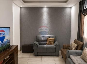 Casa · 230m² · 4 Quartos · 2 Vagas · Sobrado para venda em Jardim Do Lago de 230.00m² com 4 Quartos, 2 Suites e 2 Garagens