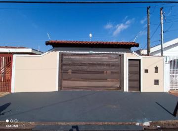 Casa · 159m² · 3 Quartos · 4 Vagas · Casa para venda em Centro de 159.00m² com 3 Quartos e 4 Garagens