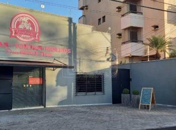 Casa · 216m² · 3 Quartos · 3 Vagas · Casa para venda em Centro de 216.00m² com 3 Quartos e 3 Garagens