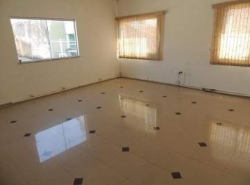 Comercial · 35m² · 1 Vaga · Sala Comercial para alugar em Centro de 35.00m² com 1 Garagem