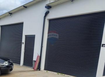 Comercial · 180m² · 2 Vagas · Galpão / Depósito / Armazém para alugar em Bom Jesus dos Perdões de 180.00m² com 2 Garagens
