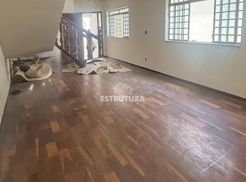 Casa · 166m² · 3 Quartos · 3 Vagas · Casa para alugar em Centro de 166.00m² com 3 Quartos, 1 Suite e 3 Garagens