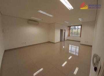Comercial · 420m² · 4 Vagas · Prédio Comercial para venda em Centro de 420.00m² com 4 Garagens
