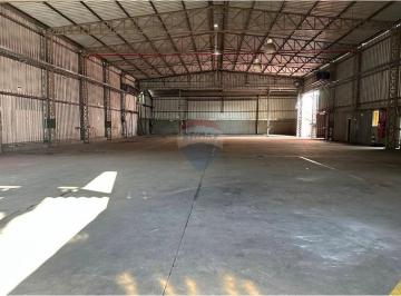 Comercial · 1100m² · 10 Vagas · Galpão / Depósito / Armazém para alugar em Jardim Boa Vista de 1100.00m² com 10 Garagens