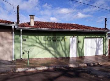 Casa · 123m² · 3 Quartos · 1 Vaga · Casa para venda em Centro de 123.00m² com 3 Quartos, 1 Suite e 1 Garagem