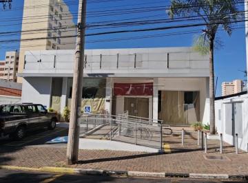 Comercial · 732m² · 30 Vagas · Imóvel Comercial para venda em Centro de 732.00m² com 30 Garagens