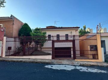 Casa · 199m² · 3 Quartos · 3 Vagas · Casa para venda em Centro de 199.00m² com 3 Quartos, 1 Suite e 3 Garagens