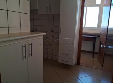 Apartamento · 189m² · 3 Quartos · 2 Vagas · Apartamento para venda em Centro de 189.00m² com 3 Quartos, 1 Suite e 2 Garagens
