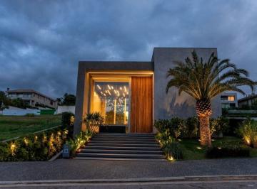 Casa · 1300m² · 5 Quartos · 8 Vagas · Casa para venda em Tamboré de 1300.00m² com 5 Quartos, 5 Suites e 8 Garagens