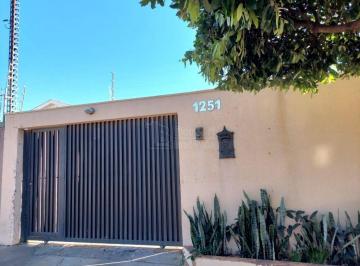 Casa · 203m² · 3 Quartos · 3 Vagas · Casa para venda em Jardim Das Estações (vila Xavier) de 203.00m² com 3 Quartos, 1 Suite e 3 Garagens