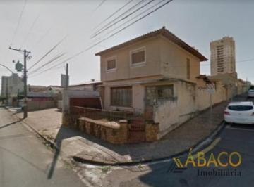 Casa · 212m² · 4 Quartos · 2 Vagas · Sobrado para venda em Centro de 212.00m² com 4 Quartos e 2 Garagens