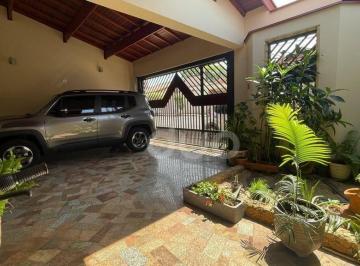 Casa · 196m² · 2 Quartos · 2 Vagas · Casa para venda em Vila Rezende de 196.00m² com 2 Quartos, 1 Suite e 2 Garagens