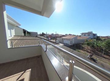 Apartamento · 230m² · 3 Quartos · 2 Vagas · Cobertura para venda em Jardim De Cresci de 230.00m² com 3 Quartos, 3 Suites e 2 Garagens