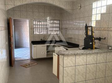 Casa · 216m² · 2 Quartos · 2 Vagas · Casa para venda em Jordanópolis de 216.00m² com 2 Quartos e 2 Garagens