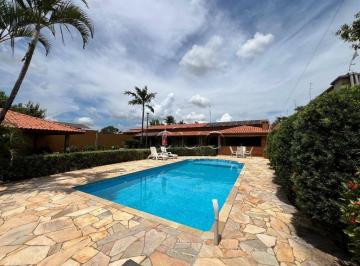 Casa · 250m² · 3 Quartos · 6 Vagas · Casa para venda em Quinta De Santa Helena de 250.00m² com 3 Quartos, 1 Suite e 6 Garagens