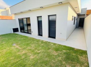 Casa · 125m² · 2 Quartos · 4 Vagas · Casa para venda em Jardim M Da Gloria de 125.00m² com 2 Quartos e 4 Garagens