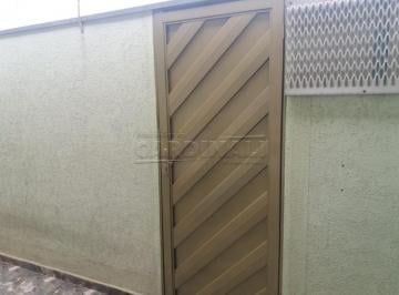 Casa · 231m² · 3 Quartos · 2 Vagas · Casa para venda em Centro de 231.00m² com 3 Quartos, 1 Suite e 2 Garagens