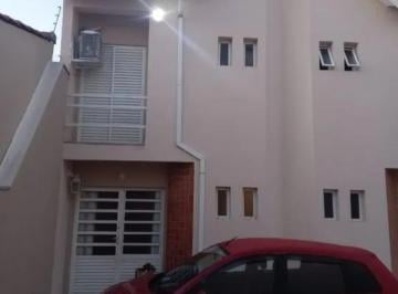 Casa · 100m² · 2 Quartos · 1 Vaga · Casa para venda em Jardim Morumbi de 100.00m² com 2 Quartos, 2 Suites e 1 Garagem
