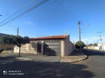 Casa · 130m² · 3 Quartos · 1 Vaga · Casa para venda em Jardim Das Estações (vila Xavier) de 130.00m² com 3 Quartos, 1 Suite e 1 Garagem