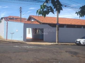 Casa · 202m² · 3 Quartos · 4 Vagas · Casa para venda em Centro de 202.00m² com 3 Quartos, 1 Suite e 4 Garagens