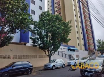 Apartamento · 100m² · 3 Quartos · 2 Vagas · Apartamento para venda em Centro de 100.00m² com 3 Quartos, 1 Suite e 2 Garagens