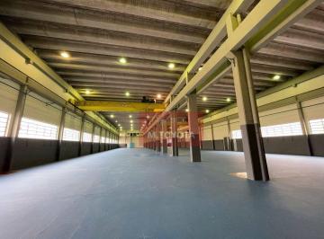 Comercial · 2500m² · 10 Vagas · Galpão / Depósito / Armazém para venda em Centro Industrial De Arujá de 2500.00m² com 10 Garagens