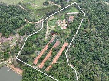 Terreno · 250m² · 3 Quartos · 10 Vagas · Chácara para venda em Centro de 250.00m² com 3 Quartos e 10 Garagens