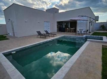 Casa · 210m² · 4 Quartos · 4 Vagas · Casa de Condomínio para alugar em Residencial Terras De Ártemis de 210.00m² com 4 Quartos, 1 Suite e