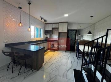 Casa · 250m² · 3 Quartos · 5 Vagas · Sobrado para venda em Ponte Grande de 250.00m² com 3 Quartos, 2 Suites e 5 Garagens
