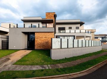 Casa · 280m² · 4 Quartos · 2 Vagas · Sobrado para venda em Terras Do Cancioneiro de 280.00m² com 4 Quartos, 4 Suites e 2 Garagens