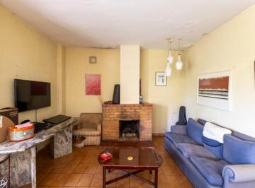 IMG_20260620_181634_000.jpeg · Aconchegante casa para venda em Lapa com 3 quartos, sendo 1 suíte, 377m² - mlimaoscar#R83RK