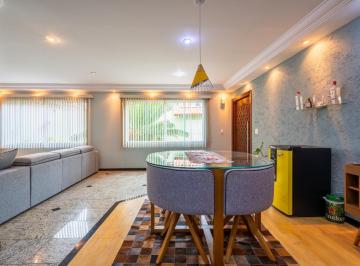 9bc0e66d-9492-4e64-b773-a9e17aaf259b · Atraente sobrado para venda em Vila Esperança com 4 quartos, sendo 1 suíte, 328m²