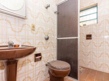 f71fdad5-3970-4375-888f-b1248d38f790 · Elegante casa para venda em Água Branca com 3 quartos, sendo 2 suítes, 228m²