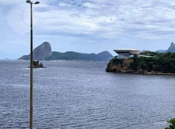 23e12f17acf402f9a2d08f4eeca581a5b0552a5b · Apartamento 3 quartos frente Mar