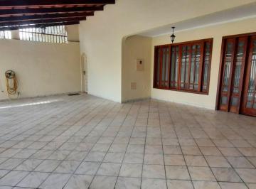Casa de 5 quartos, Taguatinga · CASA TÉRREA 295,95m² QNA 21: 5 QUARTOS 2 SUÍTES ESPAÇO GOURMET 4 VAGAS GARAGEM COBERTAS LIVRE/DESOC