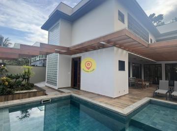 Casa · 265m² · 4 Quartos · 3 Vagas · Casa de alto padrão com lazer completo e vista privilegiada para a natureza