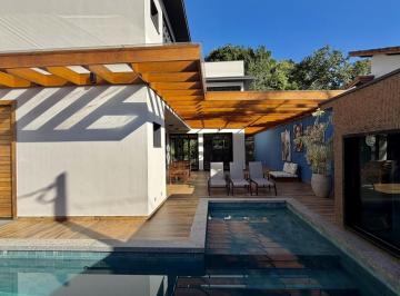 Casa · 265m² · 4 Quartos · 3 Vagas · Casa de Alto Padrão à Venda – Sofisticação, Exclusividade e Integração com a Nat