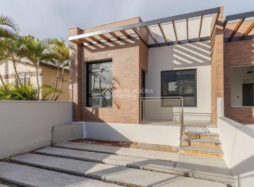 Casa · 94m² · 3 Quartos · 2 Vagas · Casa térrea com 3 dormitórios e 1 suíte a venda em Canoas.