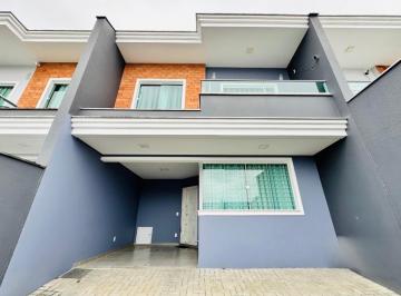 Casa de 3 quartos, Joinville · Casa segura e confortável