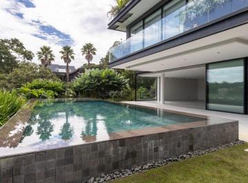 Casa de 5 quartos, São Paulo · Casa sobrado de alto padrão à venda na Cidade Jardim em São Paulo - SP